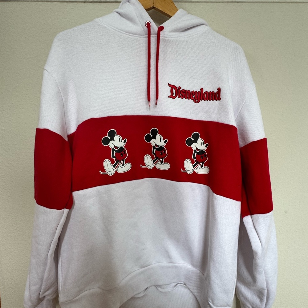 Disney White and Red Men's Sweater